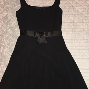 Elegant Black Sleeveless Dress